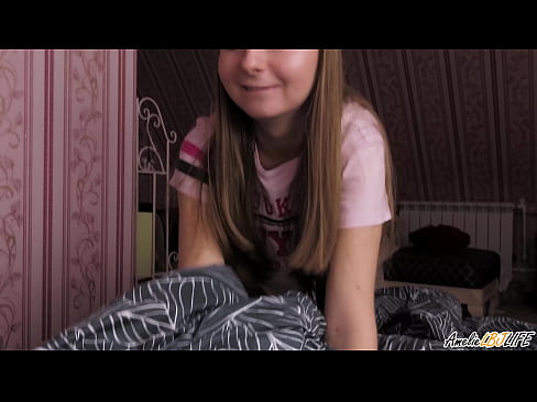 ❤️ Blondinka globoko sesa svojega prijatelja in dobi spermo v usta ☑ Sex video na porno sl.sex-porntube.ru ☑